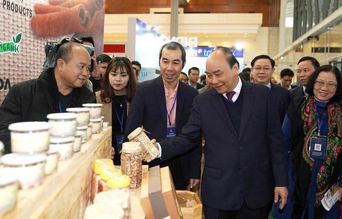 Thủ tướng Chính phủ Nguyễn Xuân Phúc: Doanh nghiệp là động lực quan trọng phát triển kinh tế